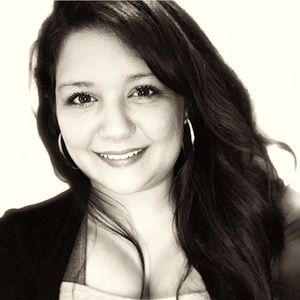 Meet your Posher, Casey